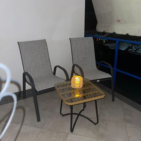 Gezos Apartment Himare Eksteriør bilde