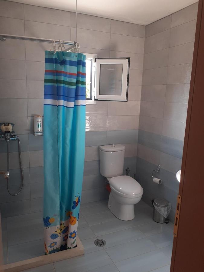 Gezos Apartment Himare Eksteriør bilde